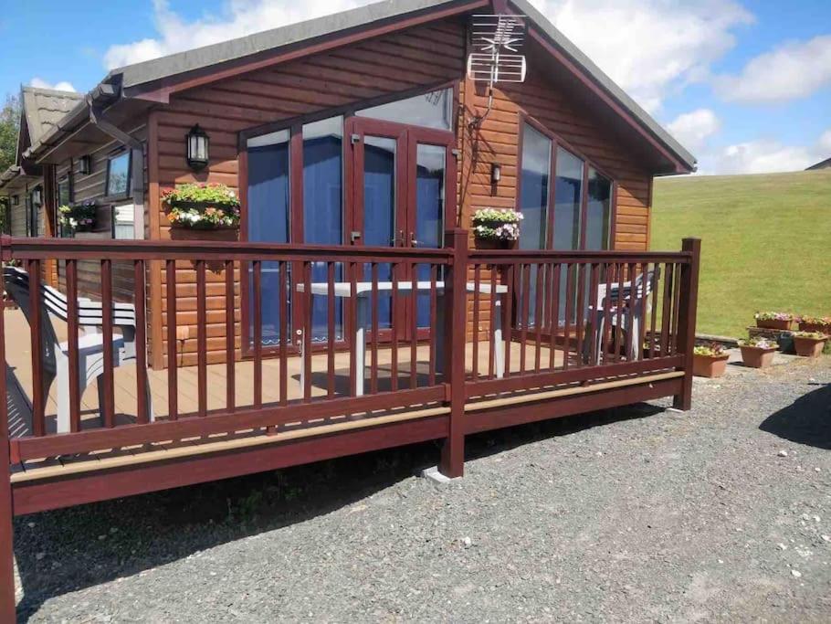 Lake View Lodge Милъм Екстериор снимка