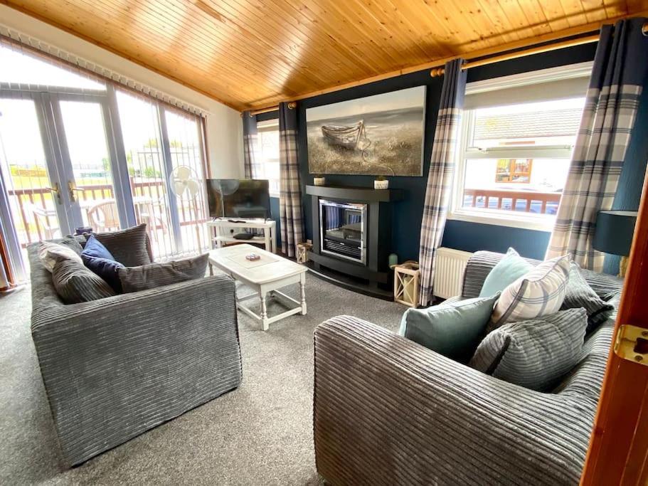 Lake View Lodge Милъм Екстериор снимка